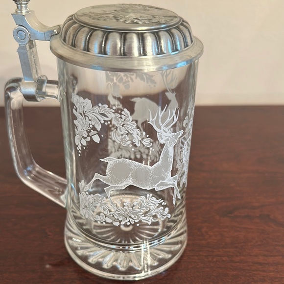 Glass Beer Stein with Silver Lid - Picture 2 of 3